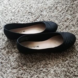 *4 for $15* American Eagle Bree Flats